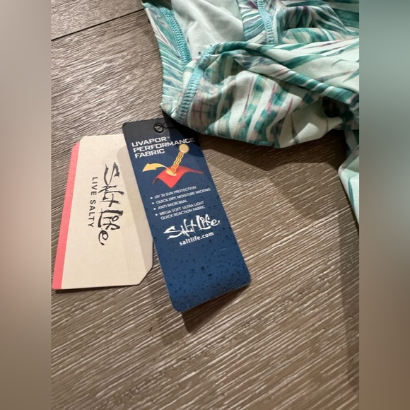 Salt Life shirt. Women’s XL. New with tags - Picture 4 of 4